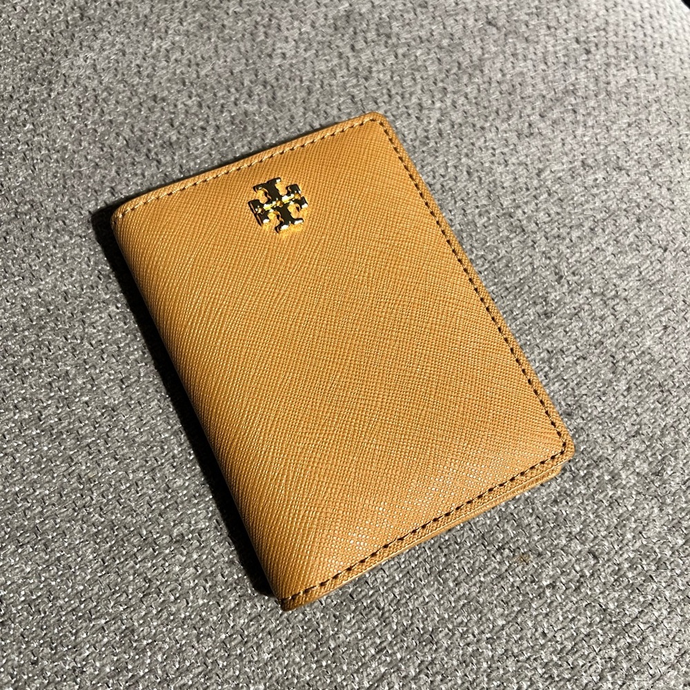 Tory Burch Gold Logo Tan Card Holder